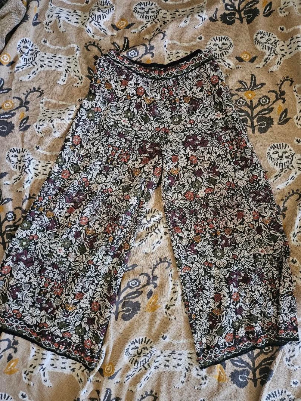 IVKO Floral Wide-Leg Women’s Pants in Black and Multi Tapestry